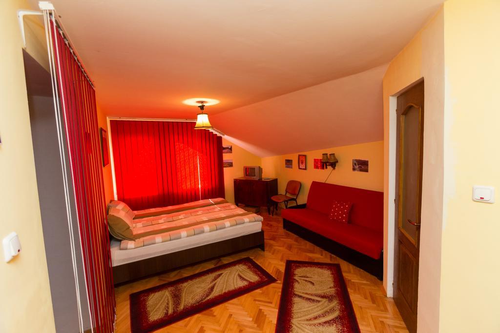 Casa Tudor Turda Zimmer foto